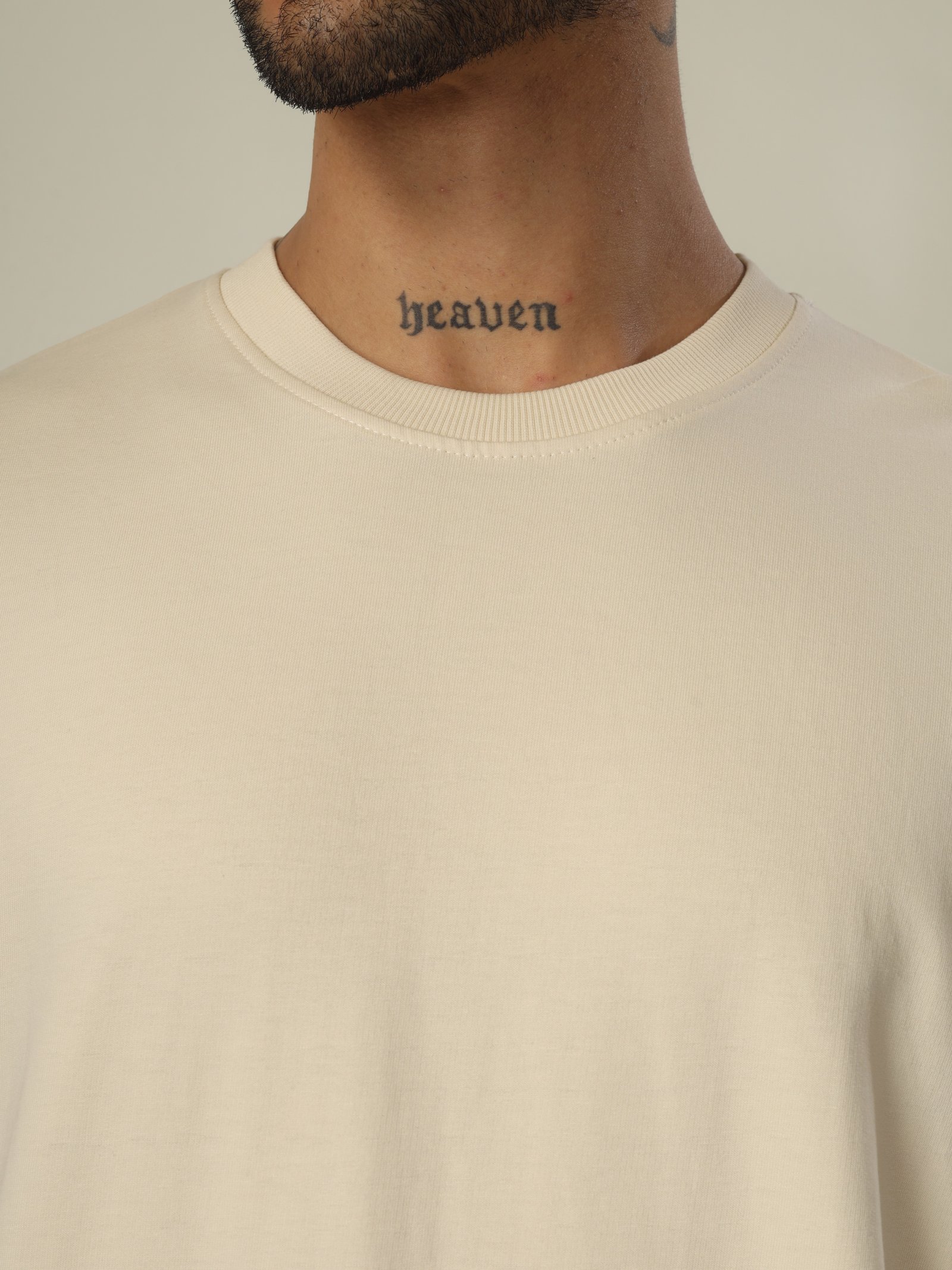 Oversize  T-Shirt Unisex (Light Sandal)